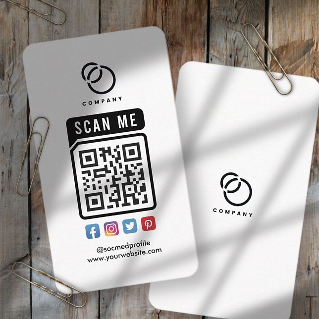 Carte De Visite Scan ME QR Code Social Media Logo Modern Simple (Créateur téléchargé)