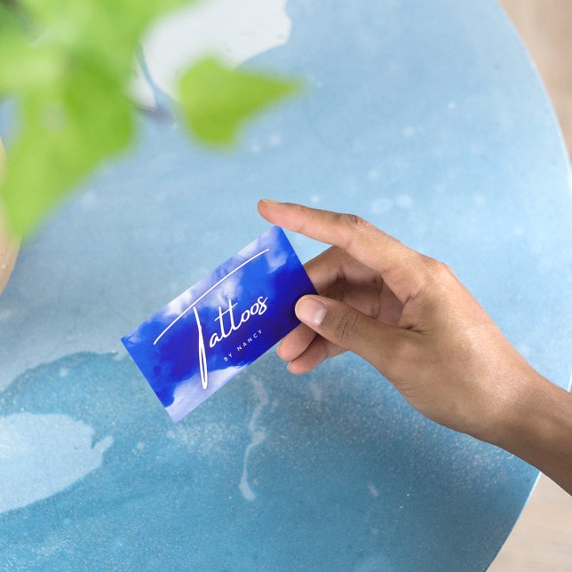 Carte De Visite Script de tatouage au néon bleu (Créateur téléchargé)