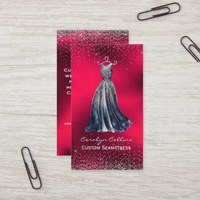 Carte de visite Seamstress élégant rouge opulent (Devant/Arrière en situation)