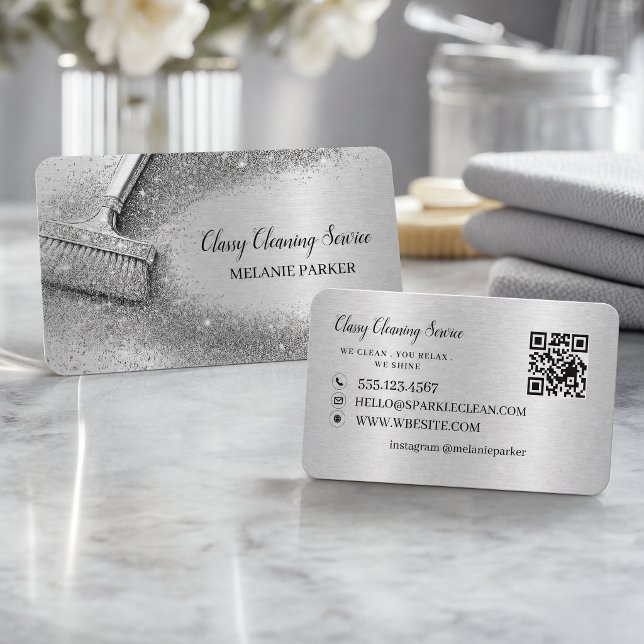 Carte De Visite Service de nettoyage à feuille d'argent de luxe (Luxury Silver Foil Cleaning Service Business Card)