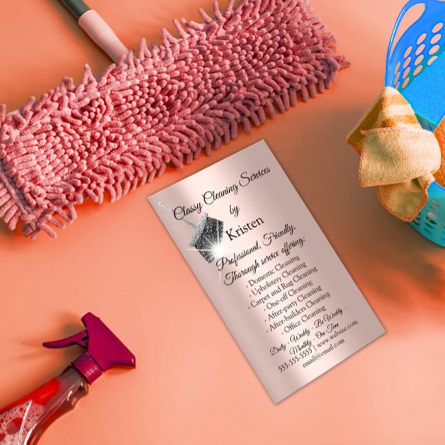 Carte De Visite Service de nettoyage classique Maison Rose QRCode (Créateur téléchargé)