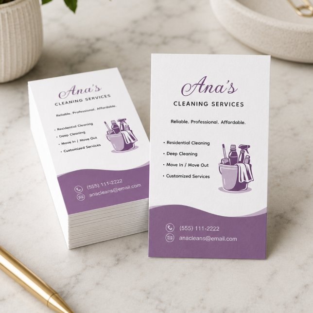 Carte De Visite Services de nettoyage de maison Mauve (House Cleaning Services Mauve Business Card)