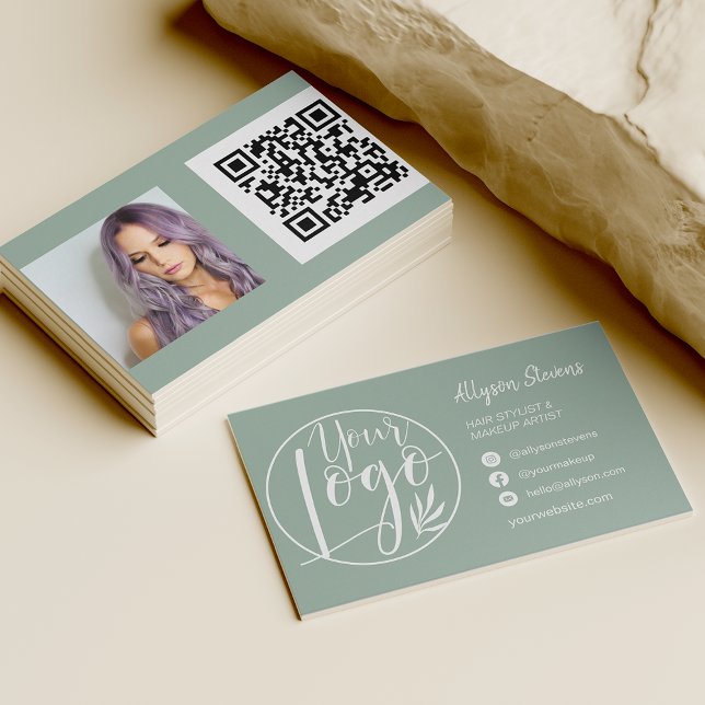 Carte De Visite Simple sauge vert maquillage photo logo qr code (Créateur téléchargé)