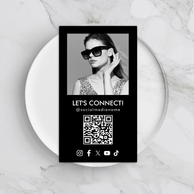 Carte De Visite Social Media QR Code Ajouter Photo Black Vertical (Créateur téléchargé)