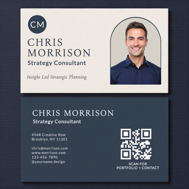 Carte De Visite Strategy Consultant Photo QR Code Navy Blue (Créateur téléchargé)