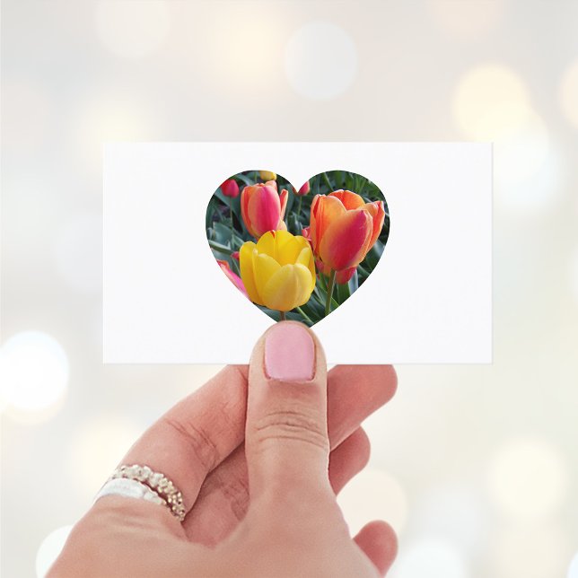 Carte De Visite Tulipes Blossoms forme coeur photo (Create your own heart shape photo business cards.)