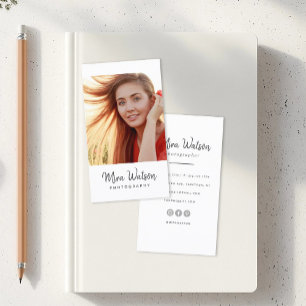 Carte De Visite Typographie de script moderne chic Photographe sim