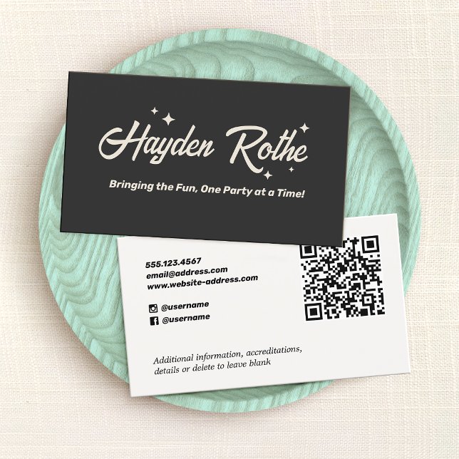 Carte De Visite Typographie rétro Code QR noir (Créateur téléchargé)