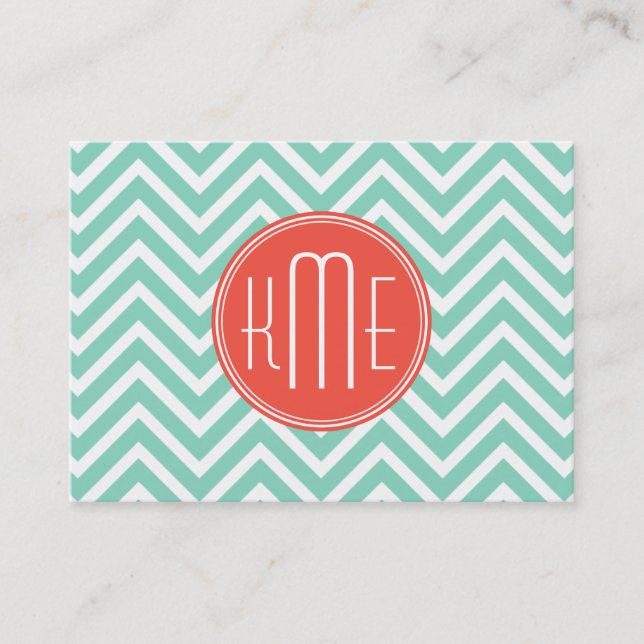 Carte De Visite Vert chic Chevron d'Aqua et monogramme fait sur (Devant)