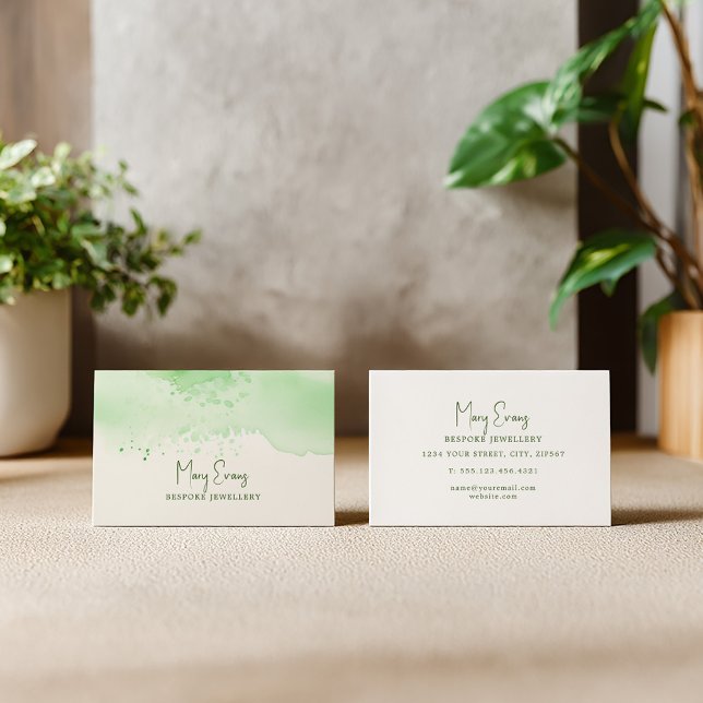 Carte De Visite Vert simple sur couleur verte (Green paint splash business card with fun text.)