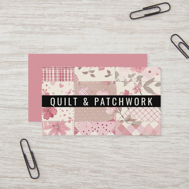 Carte De Visite Vêtement fait main en patchwork de quilt rose  (Devant/Arrière en situation)
