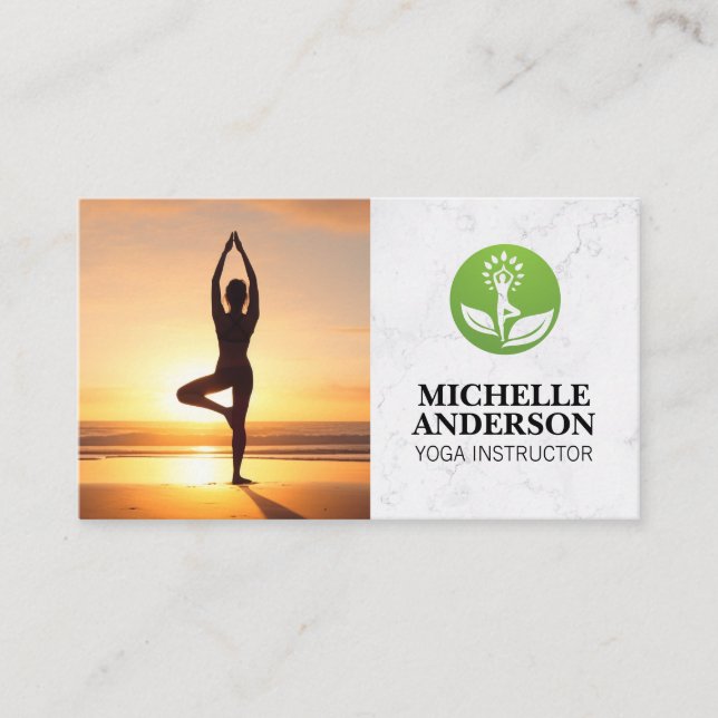Carte De Visite Yoga Pose in the Sun | Health Mindfulness Logo (Devant)