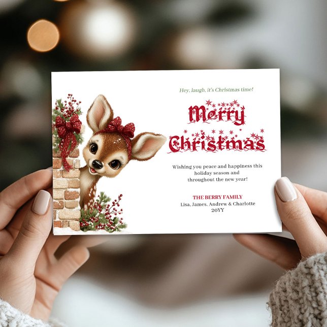 Carte de vœux de Noël fantaisiste avec un bébé cer (Whimsical Christmas peeking baby deer greeting card)