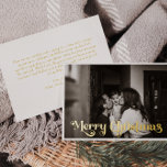 Carte De Vœux En Aluminium Classique Simple Photo Pleine Joyeux Or de Noël<br><div class="desc">Célébrez la saison avec cette carte de vacances en feuille d'or Joyeux Noël simple, unique et classique, avec une touche de charme vintage. Le design minimaliste présente une élégante palette de couleurs dorées, évoquant l'esprit cosy de l'hiver. Son attrait moderne, associé à la formulation traditionnelle, crée un équilibre parfait entre...</div>