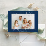 Carte De Vœux En Aluminium Élégant Type Photo de Noël Marine Bleu Argent<br><div class="desc">Ce carte photo de vacances moderne dispose d'une photo horizontale sur un bel arrière - plan bleu marine avec l'accueil "HAPPIEST HOLIDAYS" en feuille d'argent à l'avant. Au verso, vous trouverez le même arrière - plan bleu marine, auquel vous pouvez ajouter une autre photo et/ou du texte supplémentaire. Le papier...</div>