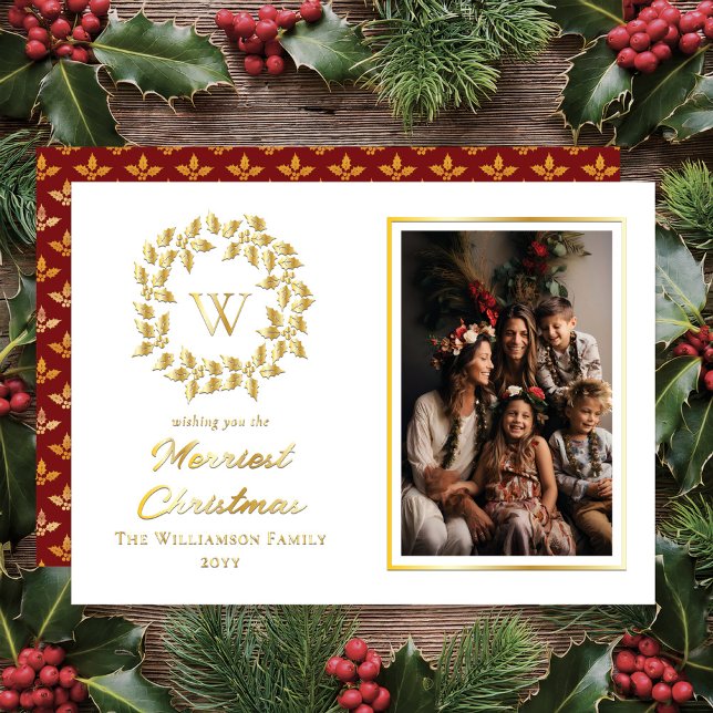 Carte De Vœux En Aluminium Green Holly and Berries Merriest Christmas  ("Merriest Christmas" Holly and Berries Wreath One Portrait Photo Monogrammed Holiday Gold Foil Cards)