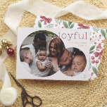 Carte De Vœux En Aluminium Joyeux | Noël photo de la ronde 2<br><div class="desc">Donnez à vos cartes de Noël une étincelle d'or, d'argent ou d'or rose ! Répandez les fêtes de fin d'année avec cette carte chic et élégante en feuille de Noël! Doté de deux photos rondes, le design donne à vos moments de famille préférés une touche moderne. La photo en cercle...</div>