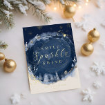 Carte De Vœux En Aluminium Marine Aquarelle Encre et bijoux Forêt hivernale n<br><div class="desc">Notre joyau d'or étoilé abstraite feuille d'or de nuit d'hiver collection de Noël capture l'opulence royale avec une touche abstraite moderne. Des bleus marine, des bijoux dorés et bleus et des touches de bleu créent une ambiance élégante pour la nuit d'hiver. Le design présente une aquarelle marine dessinée à la...</div>