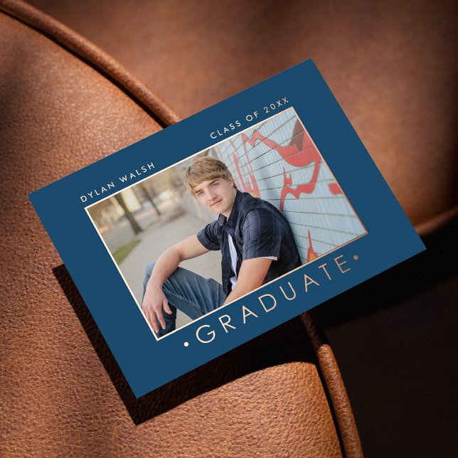 Carte De Vœux En Aluminium Minimalist Modern Chic Two Photo Grad Announcement (Créateur téléchargé)