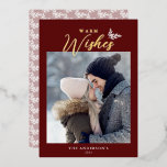 Carte De Vœux En Aluminium Noël Moderne Calligraphie Rouge Or<br><div class="desc">Cette carte moderne minimaliste de saison offre une photo sur un arrière - plan rouge foncé. Le design est accentué par la calligraphie de feuille d'or et un petit graphique d'une botanique d'hiver.</div>