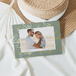 Carte De Vœux En Aluminium Ocean Coral Border | Horizontal Photo<br><div class="desc">Chic coastal style holiday card adds nautical flair to your Christmas greetings. Perfect for sharing a vacation photo, or for families who live in coastal, tropical, warm weather or island locales, this elegant design features your favorite horizontal or landscape oriented photo with a border of ocean coral in luxe gold...</div>