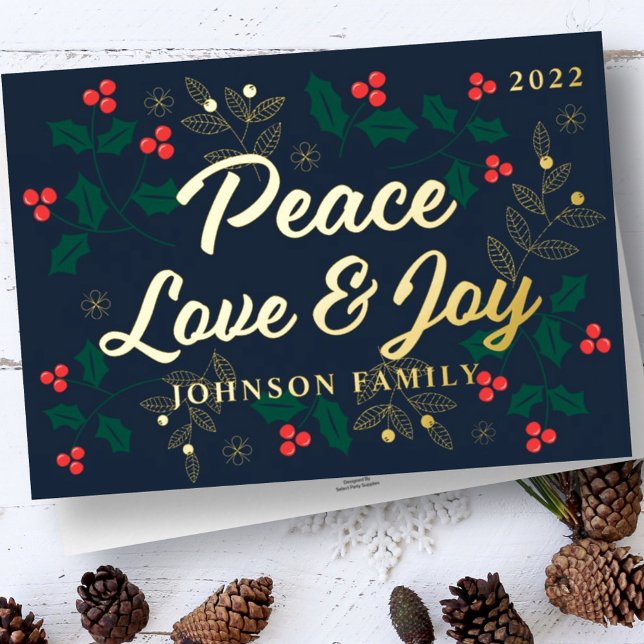 Carte De Vœux En Aluminium Peace Love and Joy Modern Holly Berries Foliage (Créateur téléchargé)