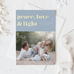 Carte De Vœux En Aluminium Peace Love et Light Blue Hanoukka Photo<br><div class="desc">Paix, amour et lumière. | Envoyez vos salutations Hanoukka à votre famille et à vos amis avec cette carte Hanoukka personnalisable. Il présente une typographie rétro et audacieuse. Personnalisez cette carte Hanoukka photo en ajoutant vos détails. Cette carte Hanoukka en feuille d'or est disponible en d'autres couleurs et en carton....</div>