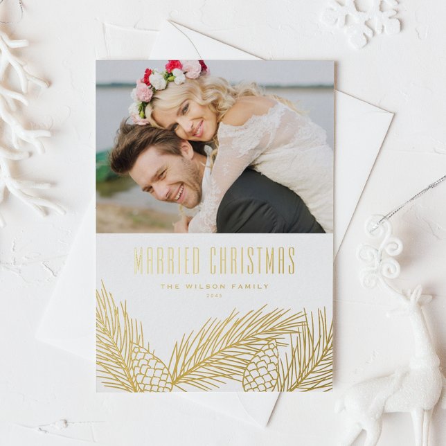Carte De Vœux En Aluminium Pine Needles marié Noël Photo Mariage (Pine Needles Married Photo Christmas Wedding Photo Foil Holiday Card)