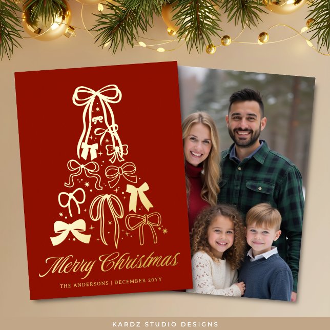 Carte De Vœux En Aluminium Red Bow Tree Photo Gold Foil Card (Front and back, real gold foil card shown in 5 x 7 inches.)