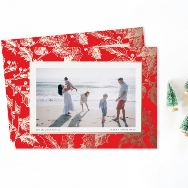 Carte De Vœux En Aluminium Red Gilded Holly Frame Traditional Christmas (holiday photo card traditional holly branch etching border in rose gold foil on Christmas red)