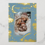 Carte De Vœux En Aluminium Stars Celestial Magie Joyeux Noël Photo<br><div class="desc">Envoyez vos salutations de vacances dans un style authentique avec cette carte unique de Joyeux Noël, avec un design céleste éblouissant en feuille d'or. Célébrez la saison avec un magnifique thème de nuit étoilé qui complète parfaitement la photo de votre famille chère. L'oeuvre céleste de rêve saisit la magie et...</div>