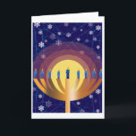 Carte de voeux Hanoukka Menorah brillante<br><div class="desc">Apportez les magnifiques lumières d'Hanoukka en hiver avec cette carte de voeux design originale. Il voit les bougies qui brillent au-dessus d'une menorah dorée, avec de la neige légèrement tombant dans l'arrière - plan. Envoyez des cartes de voeux dont vos amis et ceux qui vous sont chers se souviendront pour...</div>
