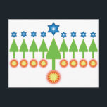 Carte de voeux Joyeux - Noël Hanoukka<br><div class="desc">Connaissez des gens qui célèbrent un peu tout ? Cette carte montre une forêt d'arbres de Vacances ; renverse-la (à l'envers) et montre les bougies Hanoukka menorah. Laissez vos amis choisir le mode d'affichage. La carte est mignonne - et appropriée - pour les chrétiens ou les juifs. (Ma famille est...</div>