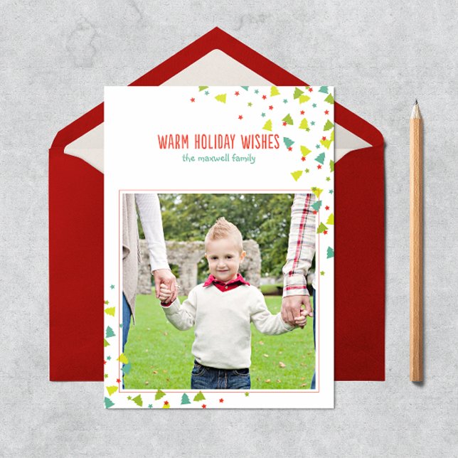 Carte de vœux photo moderne et plate avec confetti (one photo Christmas holiday card with tree shaped confetti and message of warm holiday wishes)