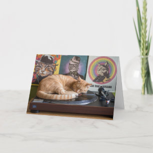 Carte de vœux pliée avec un chaton mignon sur un p