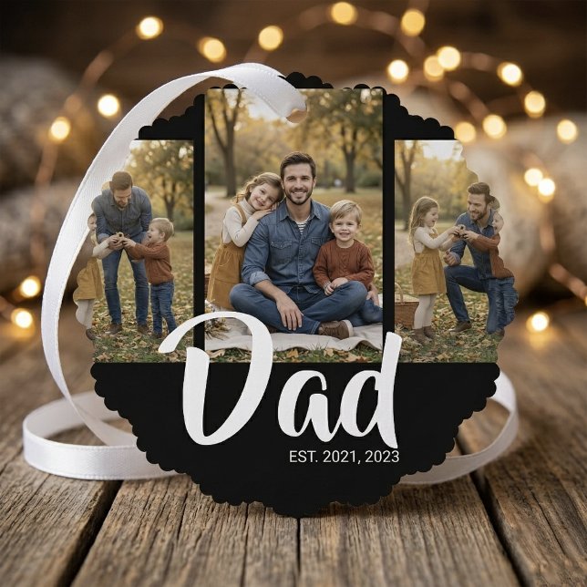 Carte Décorative Papa a établi un script moderne noir 3 Photo (Dad Established Modern Script Black 3 Photo Ornament Card)