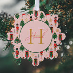 Carte Décorative Papier d'enveloppement de Noël rose pâle<br><div class="desc">Casse-noisette mignonne rose Papier d'ornement d'enveloppement de Noël</div>