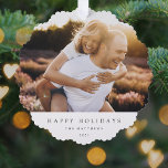 Carte Décorative Photo minimale du couple Simple Elegant Christma<br><div class="desc">A stylish holiday photo ornament with classic typographiy "Happy Holidays" in black on clean minimalist white background. The photo, name and greeting can be easily customized for a personal touch. A simple, minimaliste et contemporain christmas design to stand out this holiday season ! The image shown is for illustration purposes...</div>