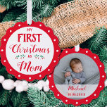 Carte Décorative Premier Noël en maman photo bébé nouveau-né<br><div class="desc">Célébrez votre "Premier Noël de maman" avec cet adorable ornement en papier qui s'ajoute parfaitement à votre décor de vacances. Customisez de l'autre côté avec la photo, le nom et la date de naissance de votre bébé pour une tenue unique. Entrez dans l'esprit festif et faites de votre arbre spécial...</div>