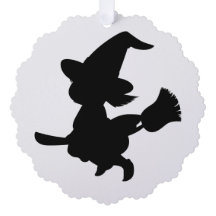 Sorcière mignonne chevauchant un balai Silhouette
