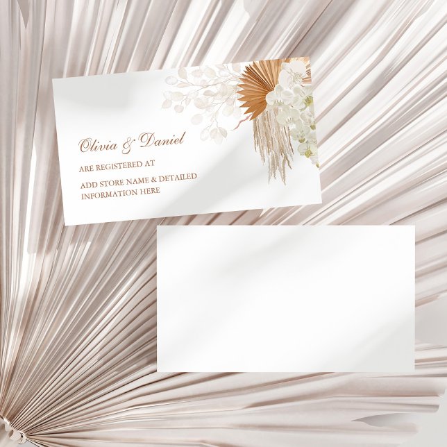 Carte d'enregistrement de l'orchidée en herbe Boho (Boho Terracotta Pampas Grass Orchid Registry Card on a sunny white dry palm leaf.)