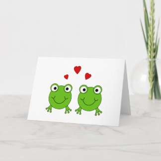Carte Deux grenouilles vertes au coeur rouge.