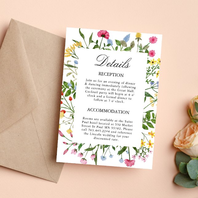 Carte d'information sur les détails du mariage Mod (Modern wildflowers details enclosure card clearly shares info while adding fresh charm)