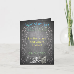 Carte d'invitation à l'inscription scolaire sur un