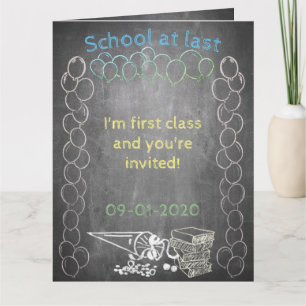 Carte d'invitation à l'inscription scolaire sur un