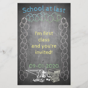 Carte d'invitation à l'inscription scolaire sur un