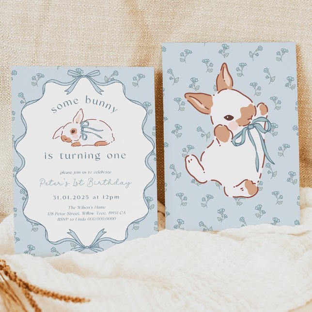 Carte d'invitation d'anniversaire Blue Coquette. S (Boy Bunny 1st Birthday Invitation)