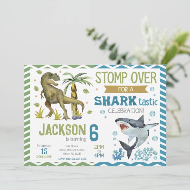 Carte d'invitation d'anniversaire Dinosaures & Req (Debout devant)