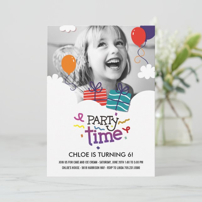 Carte d'invitation d'anniversaire Photo Party Time (Debout devant)