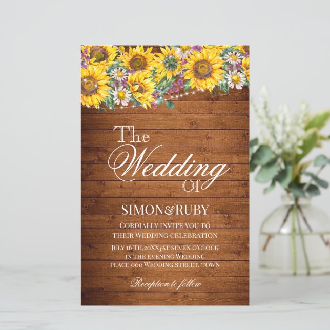 Carte d'invitation de mariage en bois floral rusti (Debout devant)